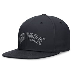 New York Yankees Performance Fitted Hat Navy