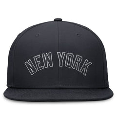 New York Yankees Performance Fitted Hat Navy