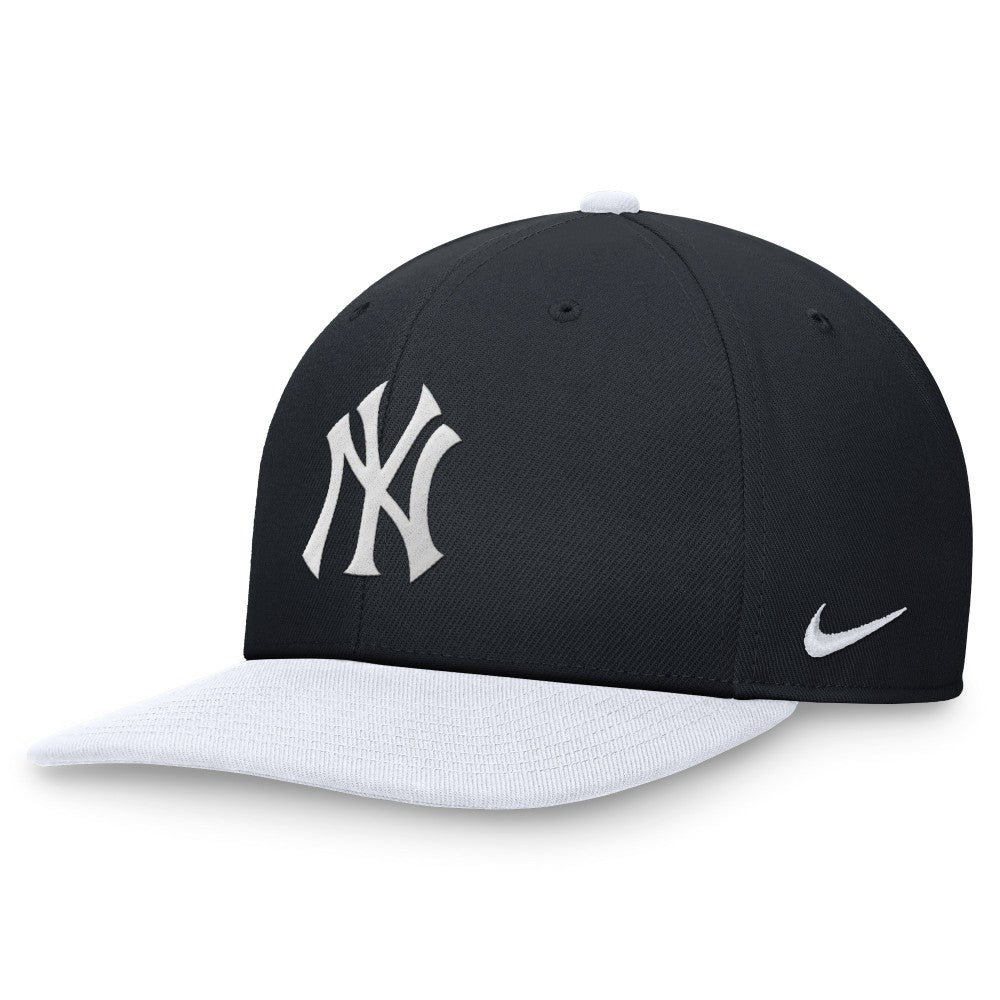 New York Yankees Two-Tone Snapback Hat Navy/White