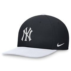 New York Yankees Two-Tone Snapback Hat Navy/White