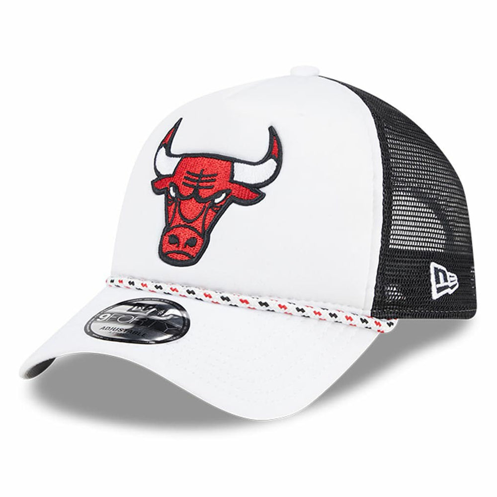 Chicago Bulls Court Sport Foam A-Frame 9FORTY Adjustable Trucker Hat - White/Black online