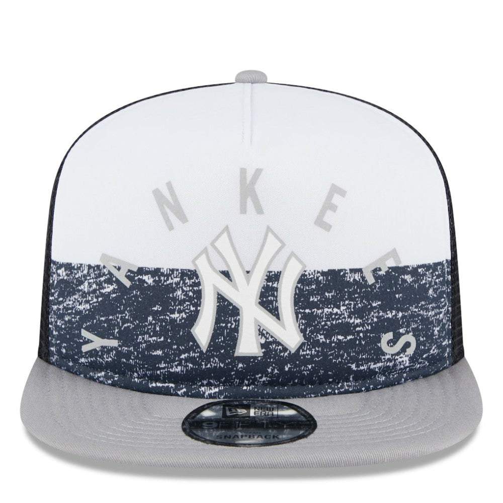 New York Yankees Team Foam Front A-Frame Trucker 9FIFTY Snapback Hat White/Gray