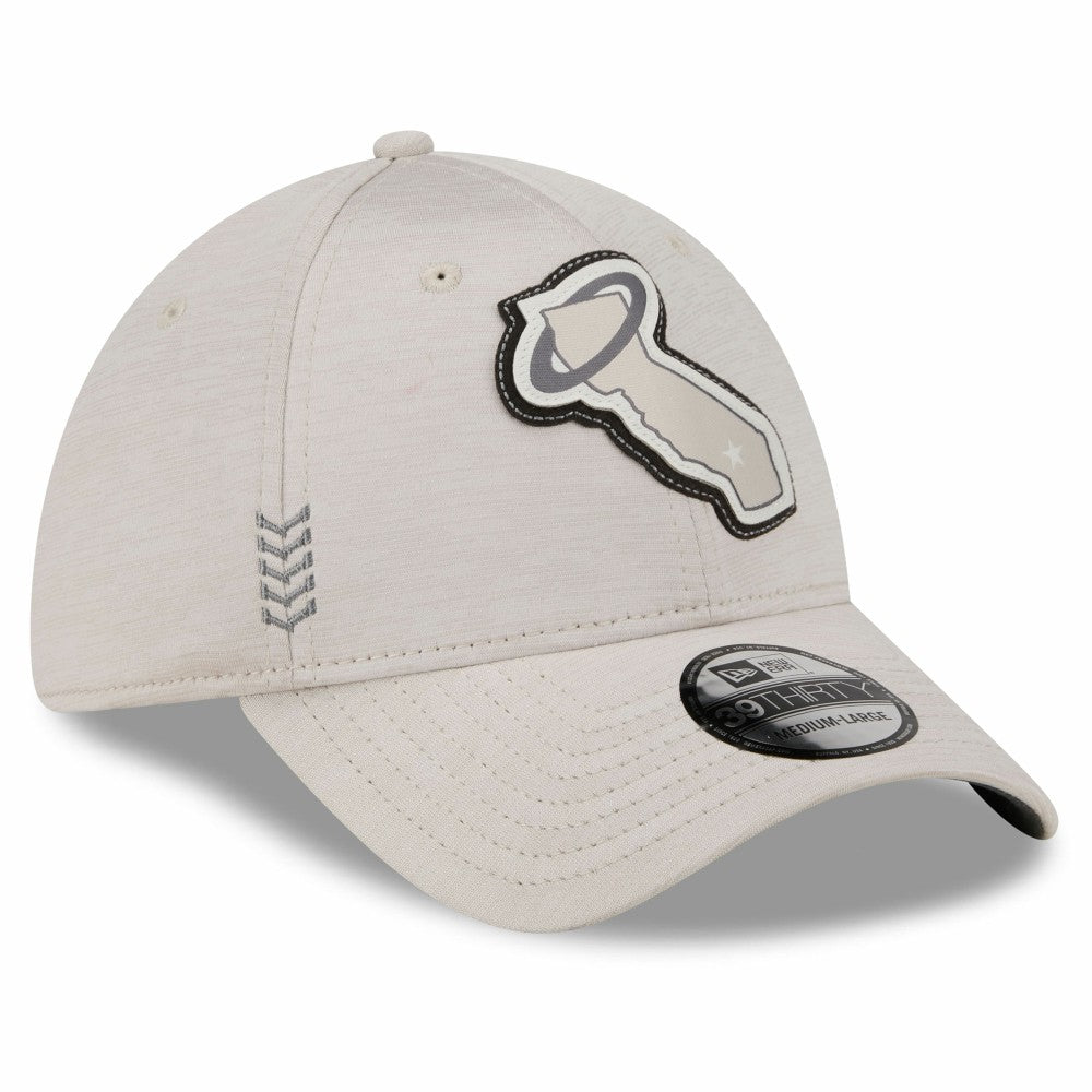 Los Angeles Angels 2024 Clubhouse 39THIRTY Flex Hat Cream