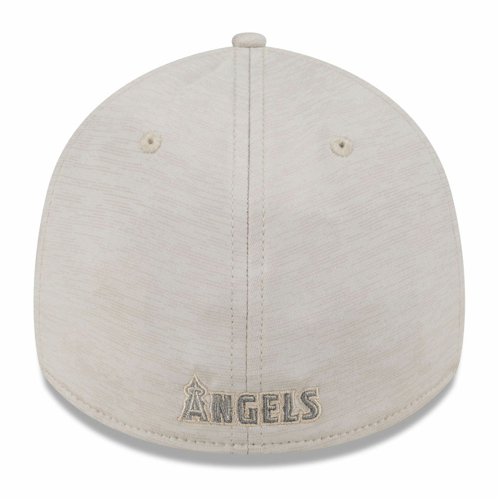 Los Angeles Angels 2024 Clubhouse 39THIRTY Flex Hat Cream