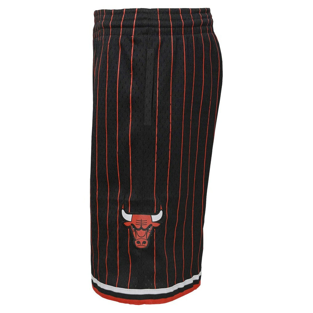 Chicago Bulls Youth Hardwood Classics Swingman Shorts - Black on sale