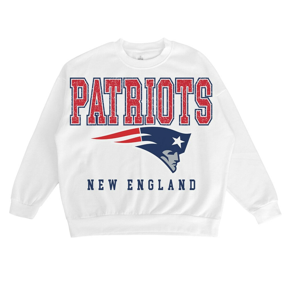 New England Patriots Gameday Couture Women's Sunday Drives Oversized Crewneck Pullover Sweatshirt – White online