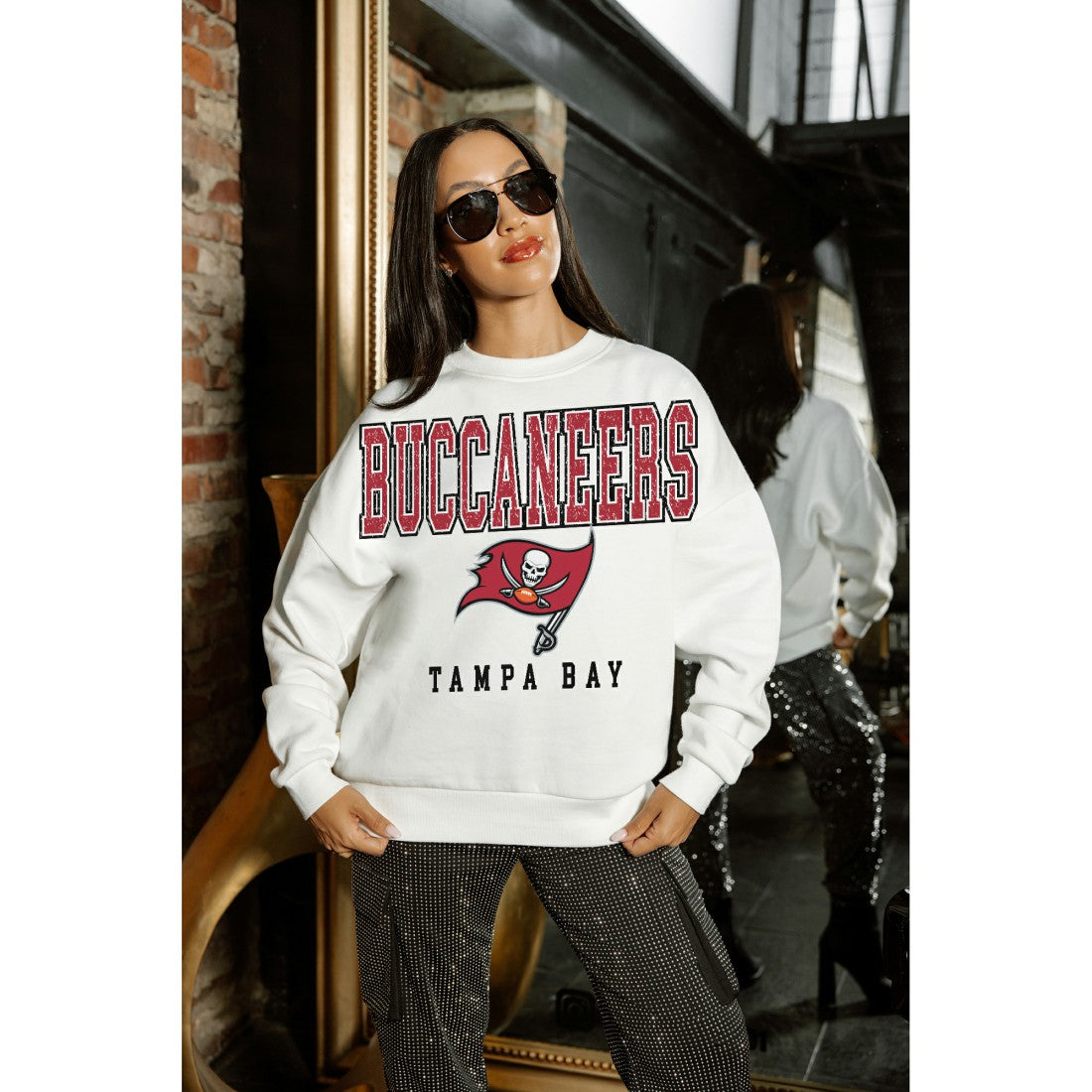 Tampa Bay Buccaneers Gameday Couture Women's Sunday Drives Oversized Crewneck Pullover Sweatshirt – White outlet
