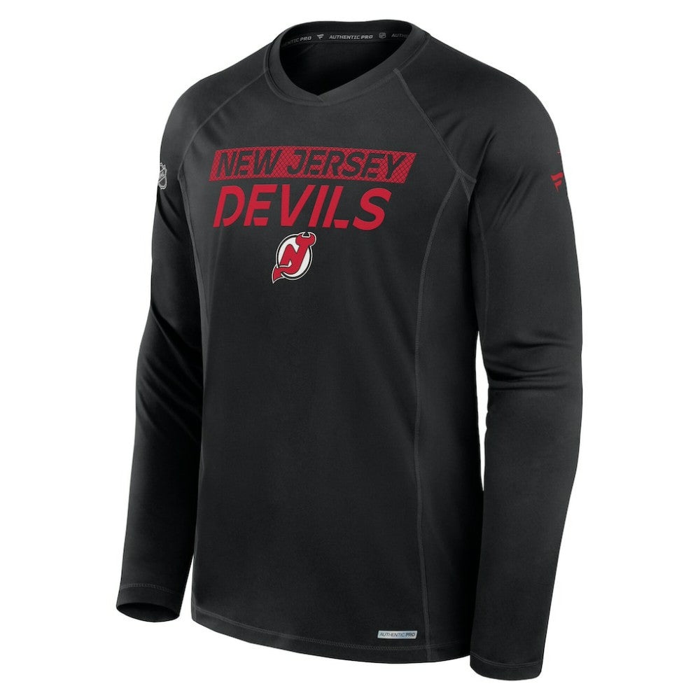 New Jersey Devils Fanatics Authentic Pro Rink Tech Long Sleeve T-Shirt - Black T-shirts