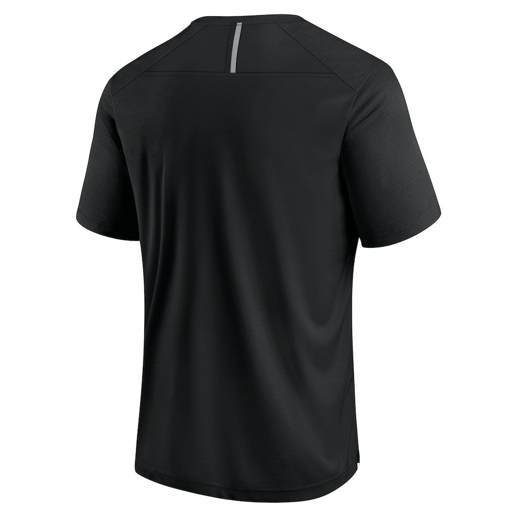 Las Vegas Raiders Defender Blackout T-Shirt - Black online