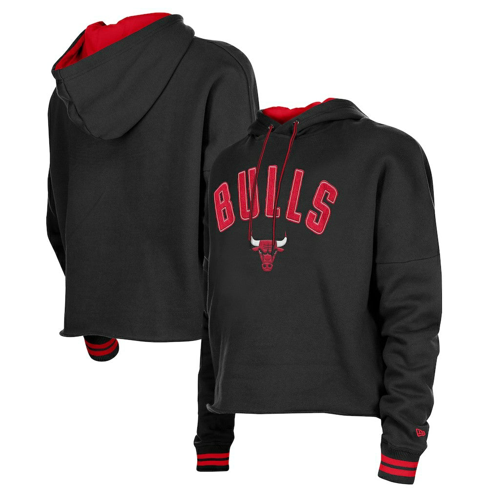 Chicago Bulls Women's Boxy Raw Edge Pullover Hoodie - Black on sale