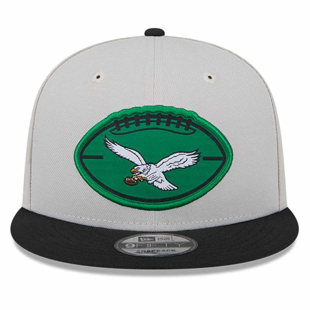 Philadelphia Eagles New Era 2024 Sideline Historic 9FIFTY Snapback Hat - Stone/Black on sale