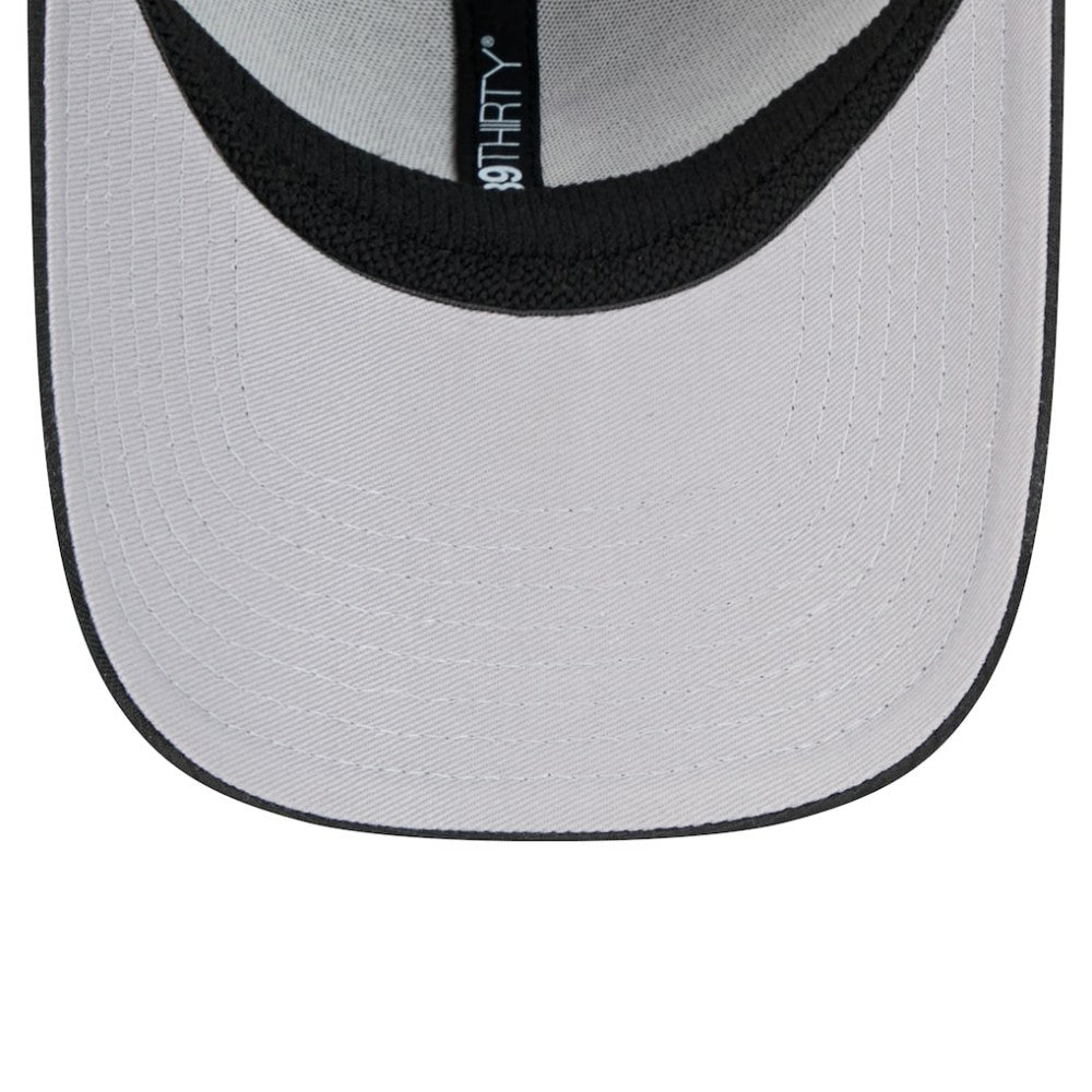 Chicago White Sox Tech 39THIRTY Flex Hat Black