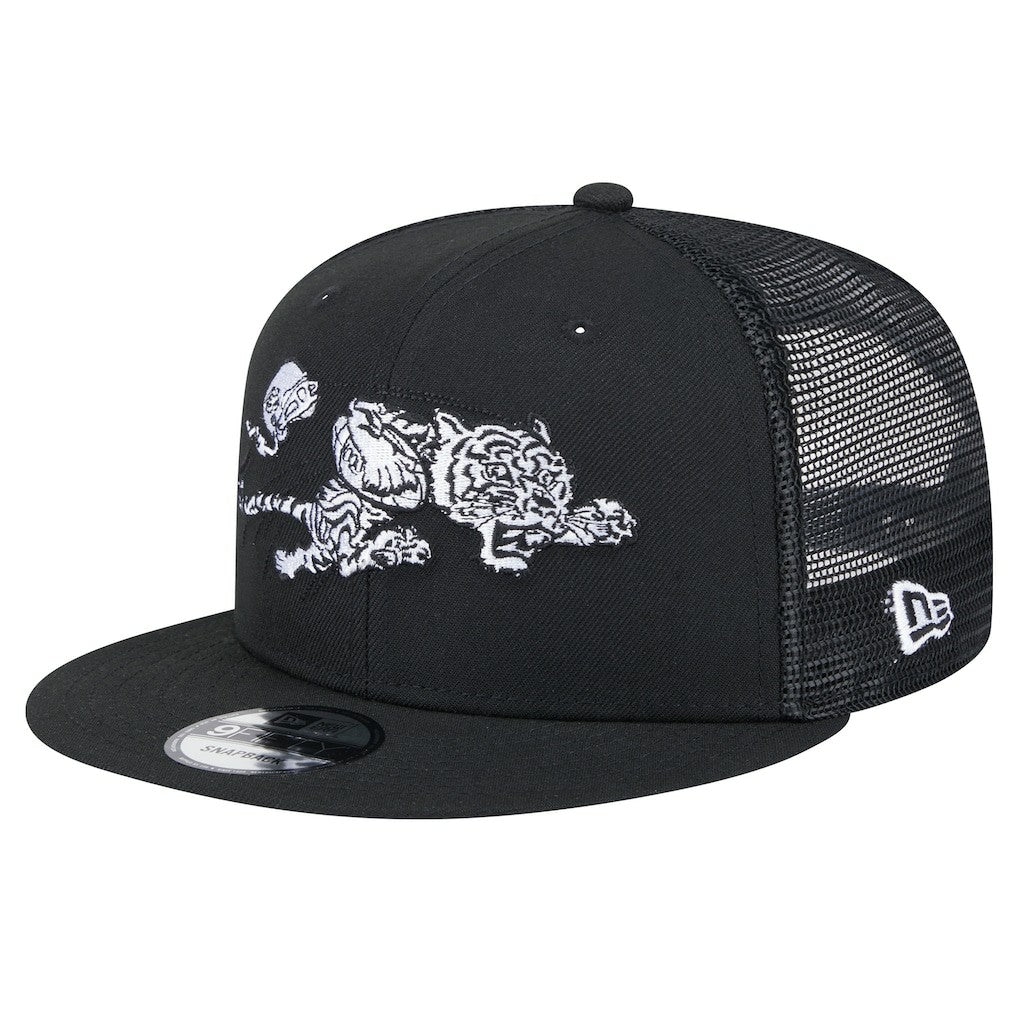 New Era Cincinnati Bengals Black Main Trucker 9FIFTY Snapback Hat sale