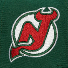 New Jersey Devils Mitchell & Ness Retro Script Colorblock Snapback Hat - Green Jerseys