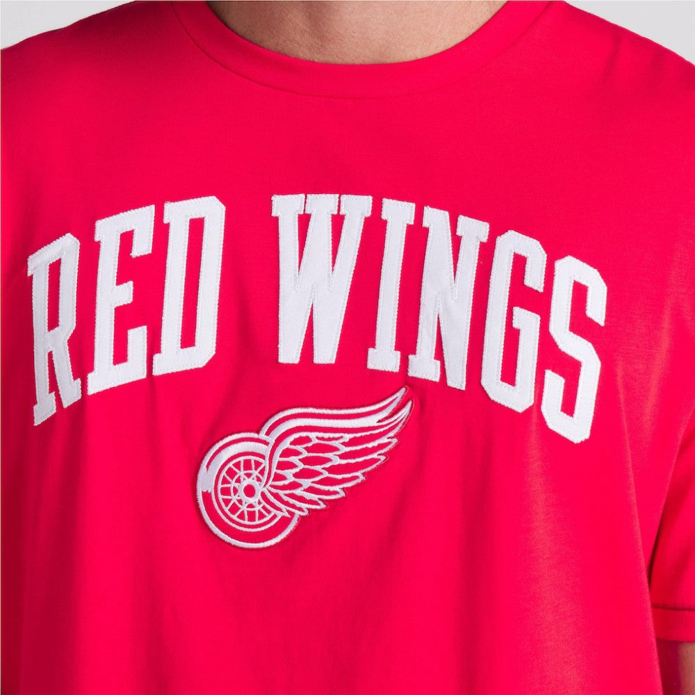 Detroit Red Wings Fanatics Elevated Pima T-Shirt - Red T-shirts