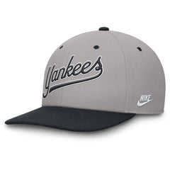 New York Yankees Cooperstown Collection Pro Performance Snapback Hat Gray/Navy