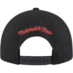 Vancouver Canucks Mitchell & Ness Core Team Script 2.0 Snapback Hat - Black Hats