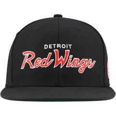 Detroit Red Wings Mitchell & Ness Core Team Script 2.0 Snapback Hat - Black Hats