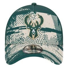 Milwaukee Bucks Tip Off A-Frame Trucker 9FORTY Adjustable Hat - Hunter Green/Cream outlet