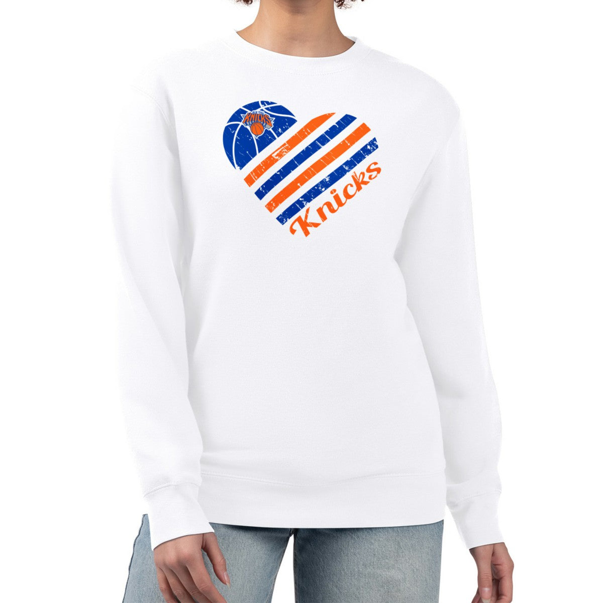 New York Knicks G-III 4Her by Carl Banks Women's Heart Graphic Fleece Pullover Sweatshirt - White discount