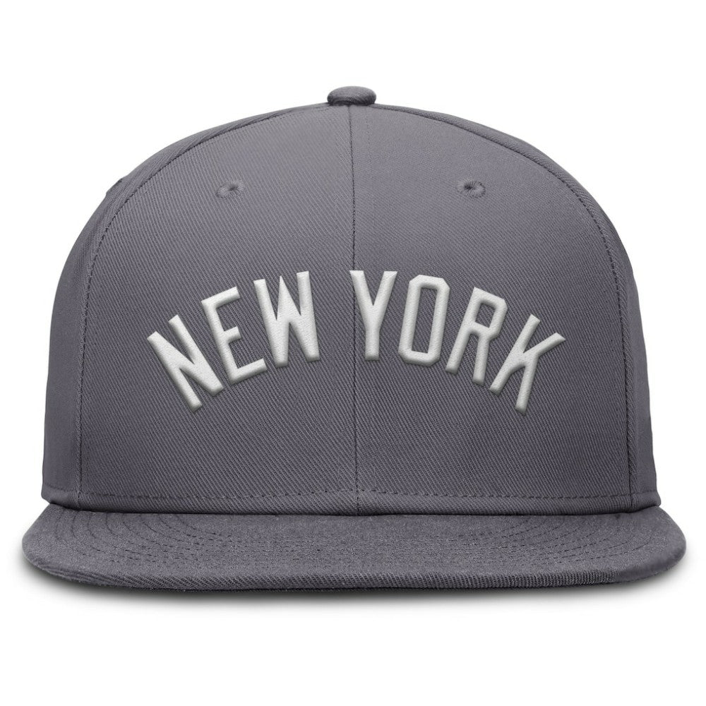 New York Yankees Performance True Fitted Hat Gray