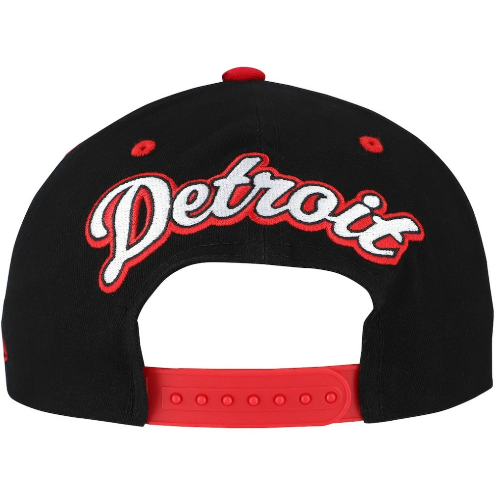 Detroit Red Wings Mitchell & Ness Backside Script Two-Tone Pro Crown Adjustable Hat - Black/Red Hats