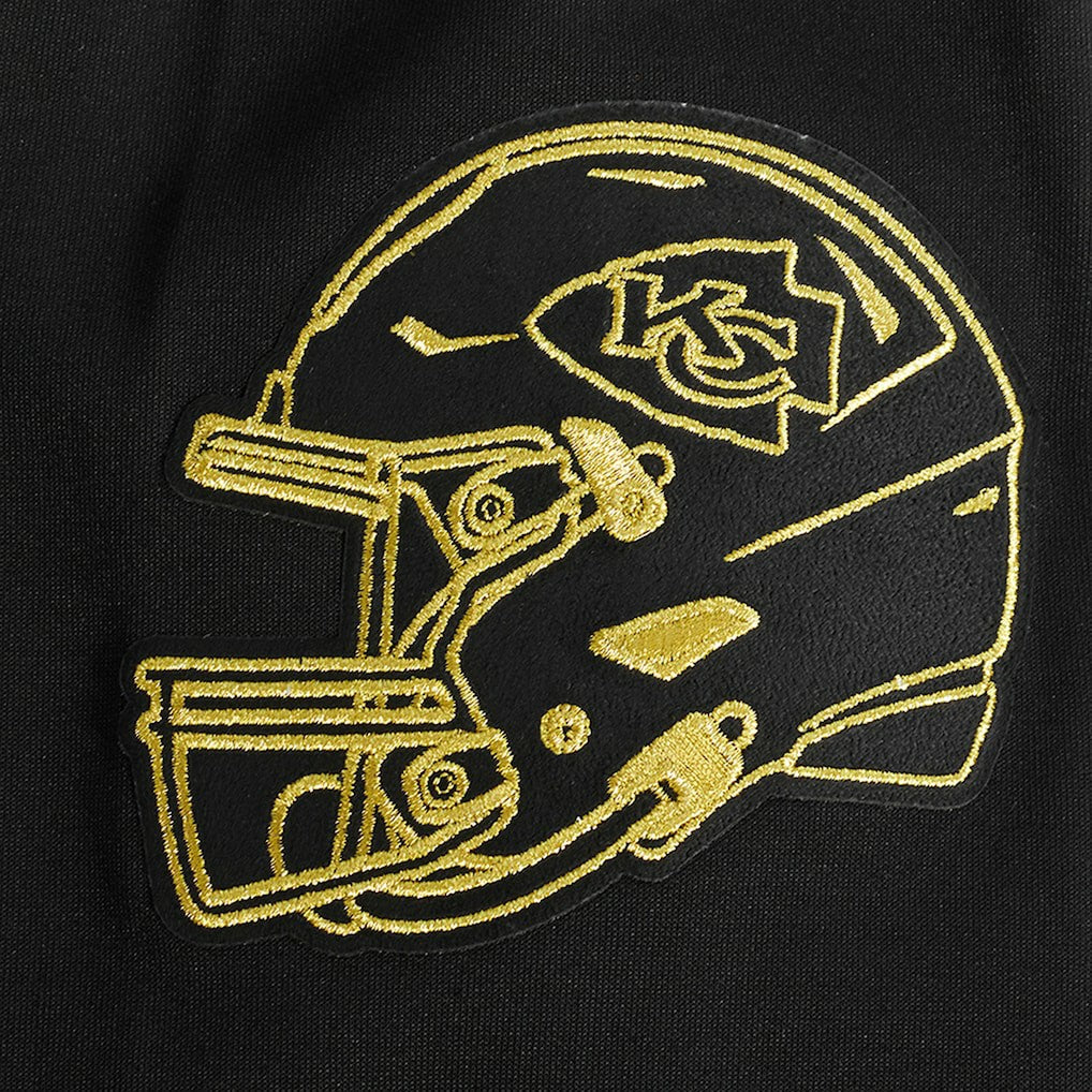 Kansas City Chiefs Pro Standard Classic Chenille Pullover Hoodie - Black on sale