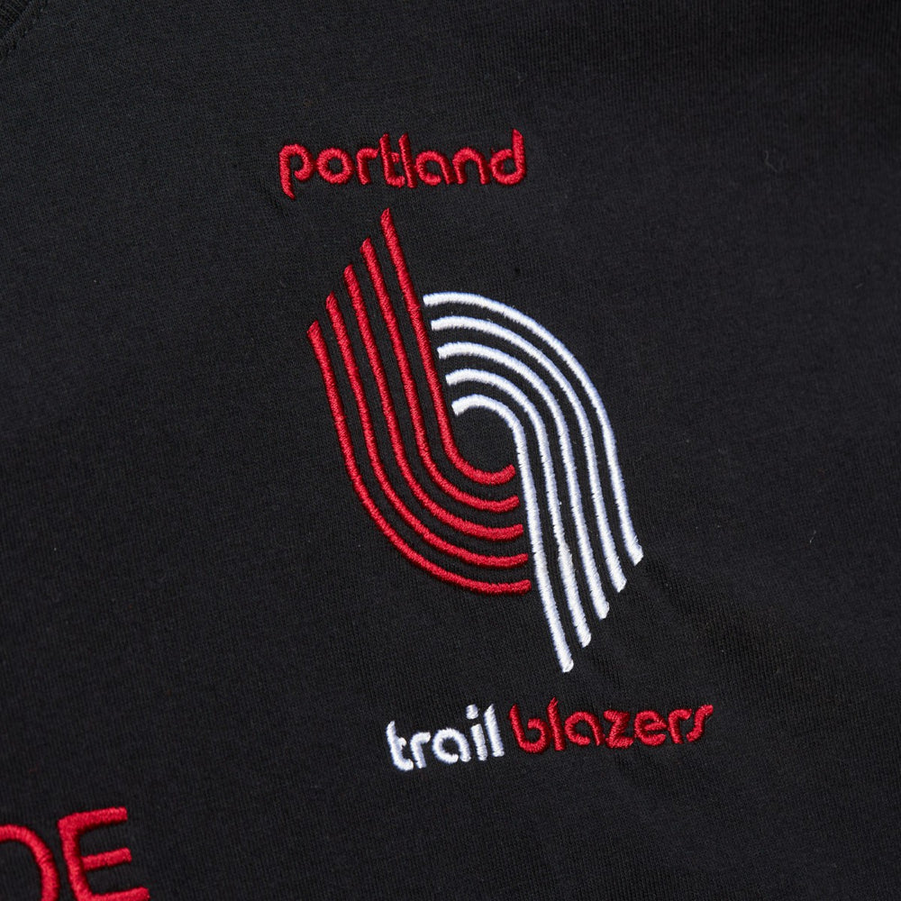 Clyde Drexler Portland Trail Blazers Premium Nickname T-Shirt - Black online