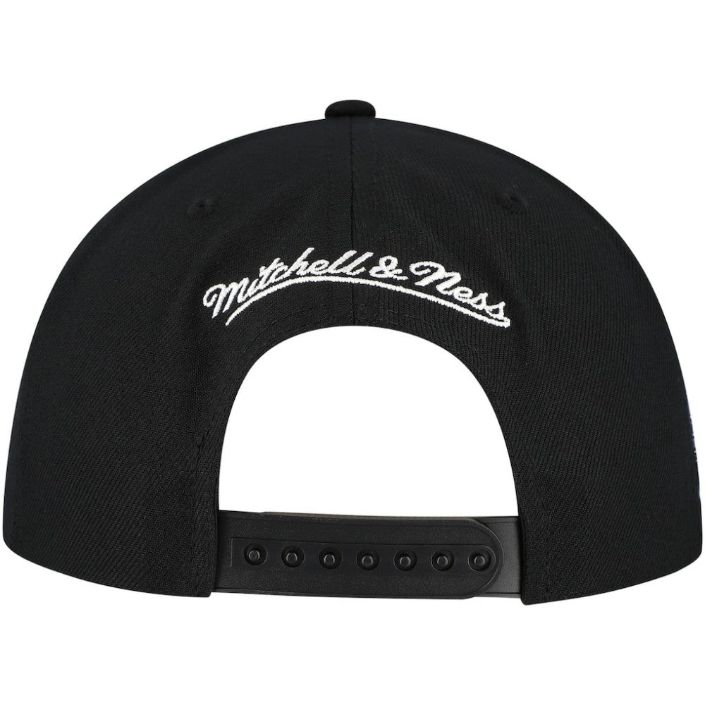Toronto Maple Leafs Mitchell & Ness Core Top Spot Snapback Hat - Black Hats