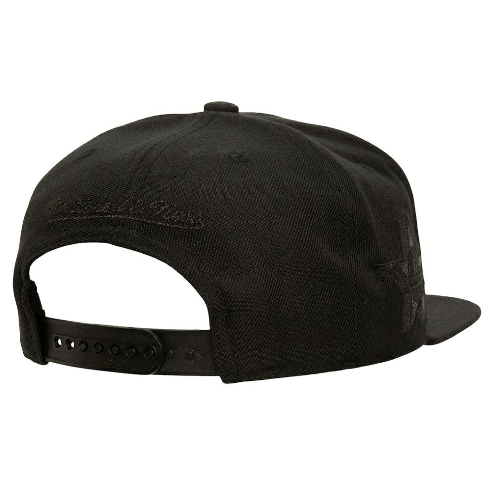 Philadelphia Flyers Mitchell & Ness Soul Strike Pearl Tonal Snapback Hat - Black Hats