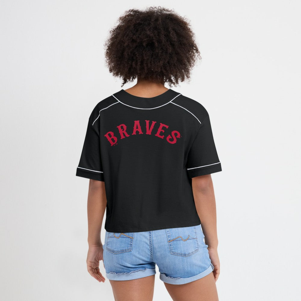 Atlanta Braves Women's Oversized Champ Game Cropped  V-Neck T-Shirt Black