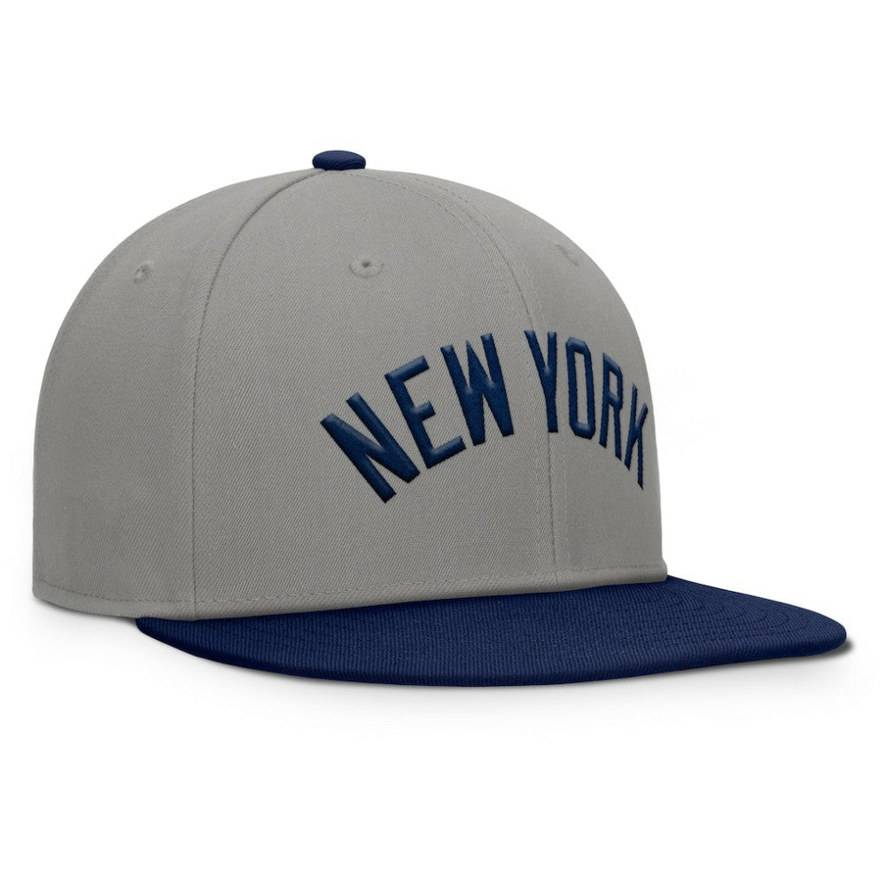 New York Yankees Clubhouse Dugout Fitted Hat Gray/Navy