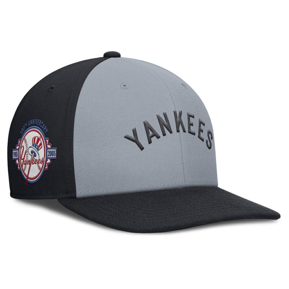 New York Yankees Pro Performance Snapback Hat Gray/Navy