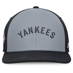 New York Yankees Pro Performance Snapback Hat Gray/Navy
