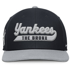 New York Yankees Pro Performance Snapback Hat Navy/Gray