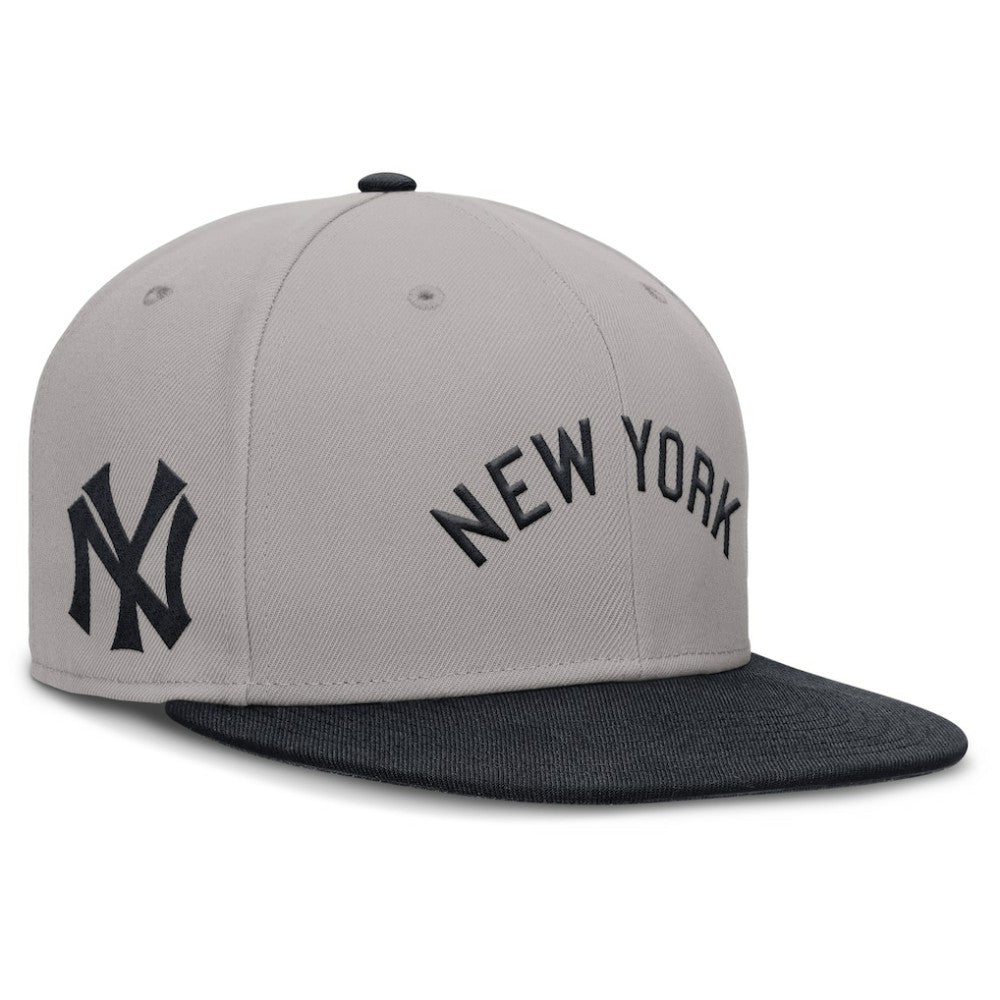New York Yankees Cooperstown Two-Tone Dri-FIT Round Bill True Fitted Hat Gray