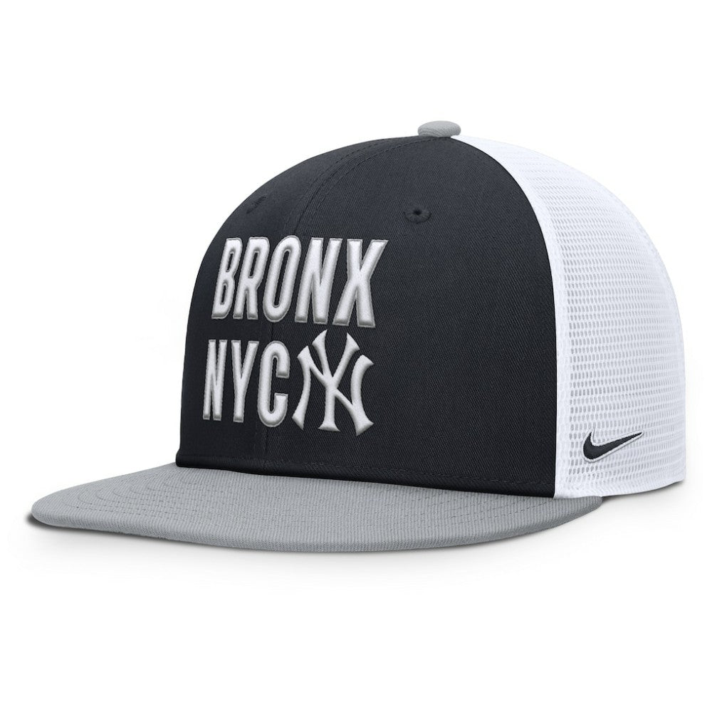 New York Yankees Pro Trucker Snapback Hat Navy