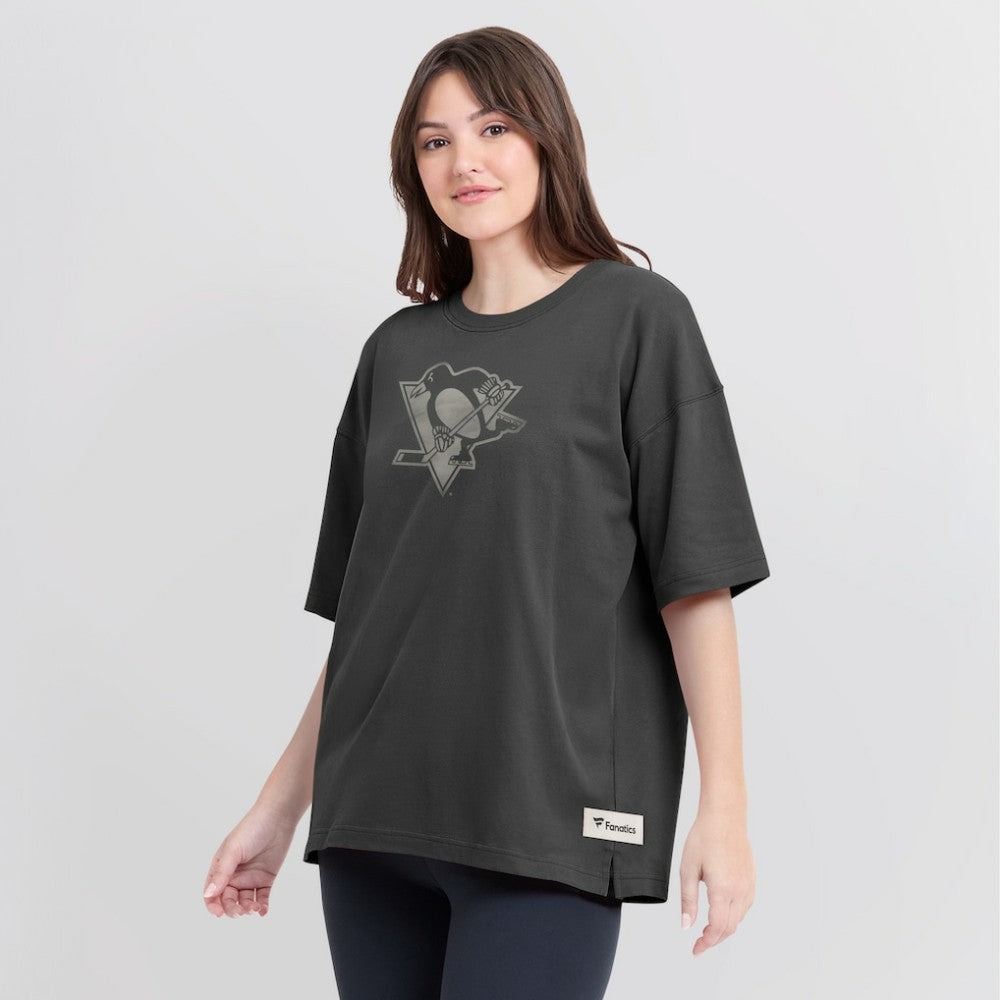 Pittsburgh Penguins Fanatics Women's Oversized Elements Raw Edge Future Ground T-Shirt - Charcoal T-shirts