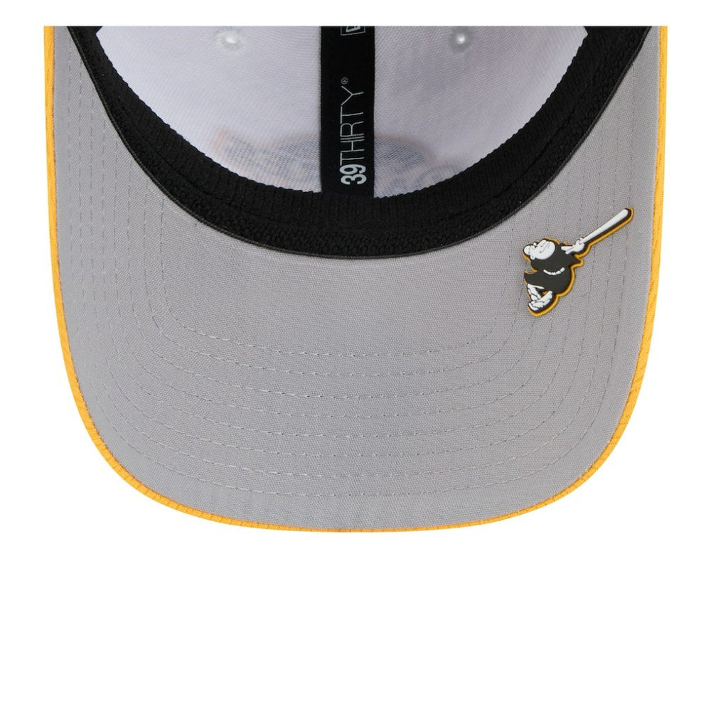 San Diego Padres 2025 MLB Clubhouse 39THIRTY Flex Hat Brown/Gold