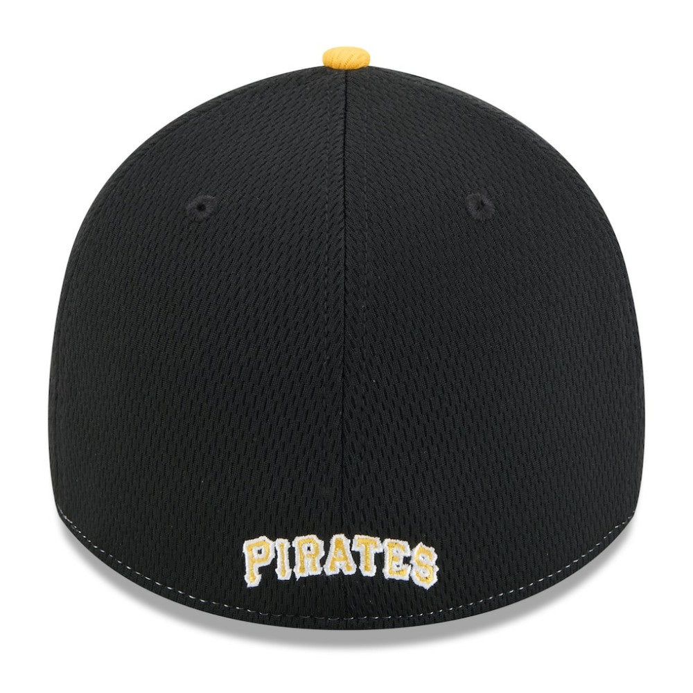 Pittsburgh Pirates 2025 MLB Clubhouse 39THIRTY Flex Hat Black/Gold