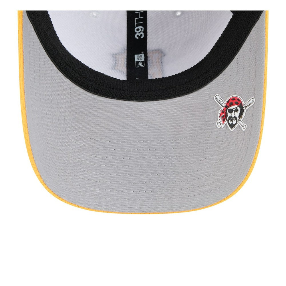Pittsburgh Pirates 2025 MLB Clubhouse 39THIRTY Flex Hat Black/Gold