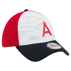 Los Angeles Angels 2025 MLB Clubhouse 39THIRTY Flex Hat Red/Navy