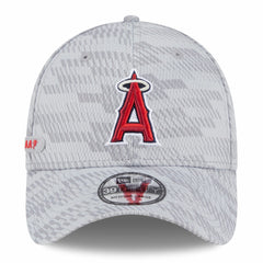 Los Angeles Angels 2025 MLB Clubhouse 39THIRTY Flex Hat Gray