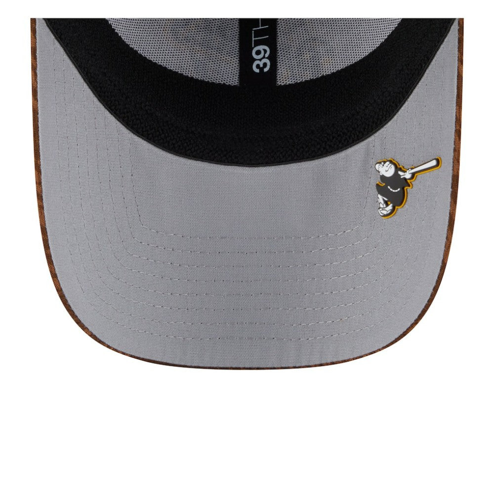 San Diego Padres 2025 MLB Clubhouse 39THIRTY Flex Hat Brown