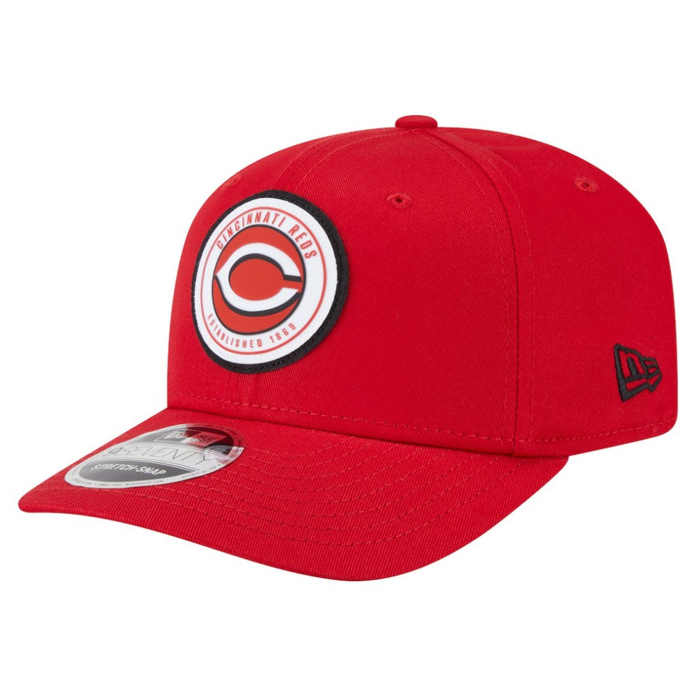 Cincinnati Reds Circle Patch 9SEVENTY Stretch-Snap Hat Red