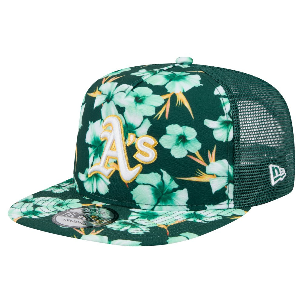 Athletics Adventure Pattern Golfer Trucker Snapback Hat Green