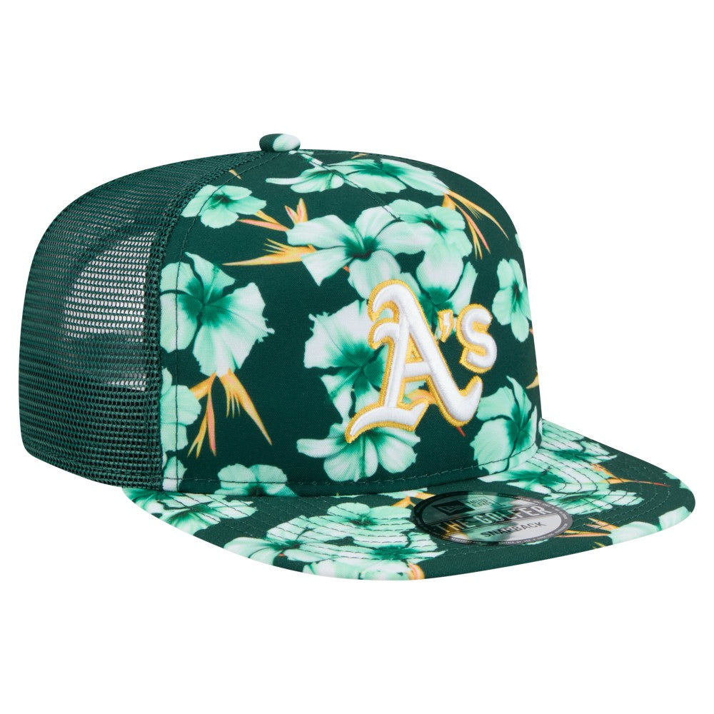 Athletics Adventure Pattern Golfer Trucker Snapback Hat Green