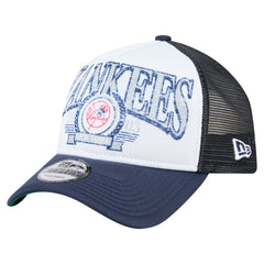 New York Yankees Distressed 9FORTY A-Frame Adjustable Trucker Hat Navy