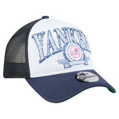 New York Yankees Distressed 9FORTY A-Frame Adjustable Trucker Hat Navy