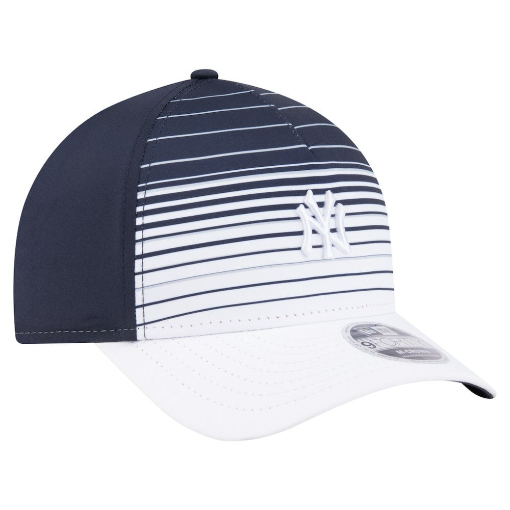 New York Yankees Gradient 9FORTY M-Crown Adjustable Hat Navy